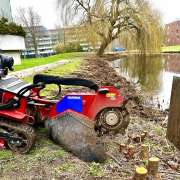 Werk in uitvoering; Opschot wegfrezen langs het water in Leiderdorp