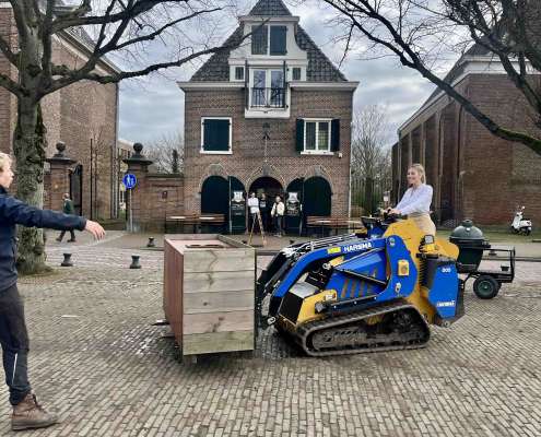 Voorbereidingen bij De Waag in Hellevoetsluis